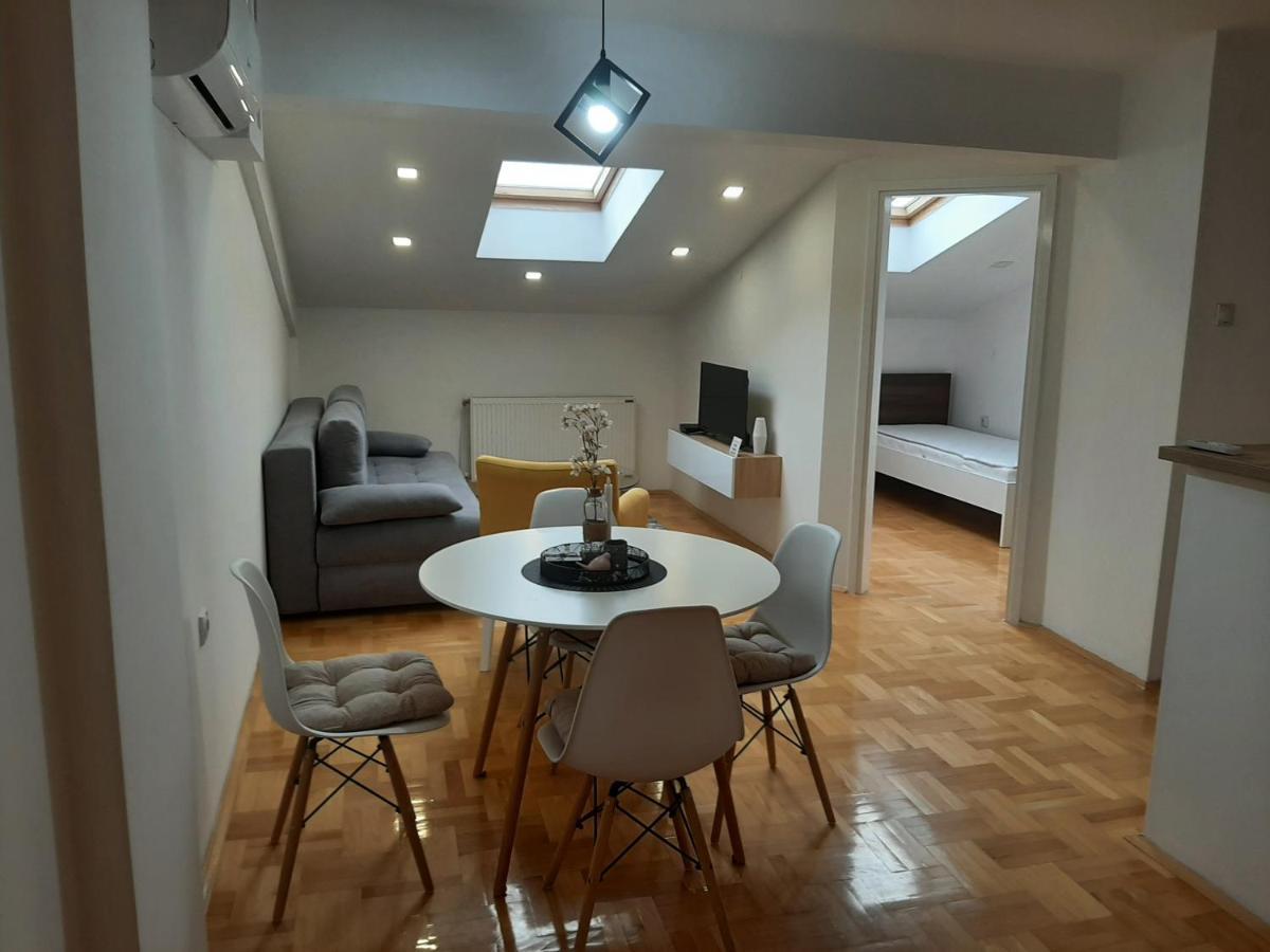 Heart Of The City Apartment Ni Екстериор снимка