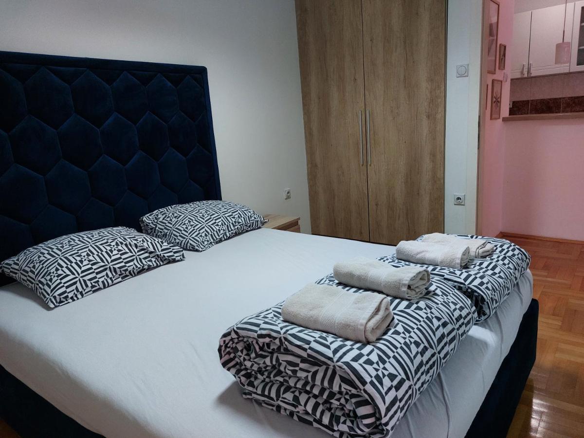 Heart Of The City Apartment Ni Екстериор снимка