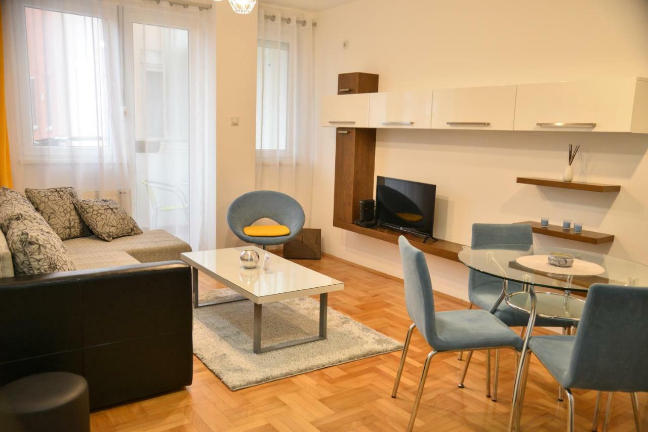 Heart Of The City Apartment Ni Екстериор снимка