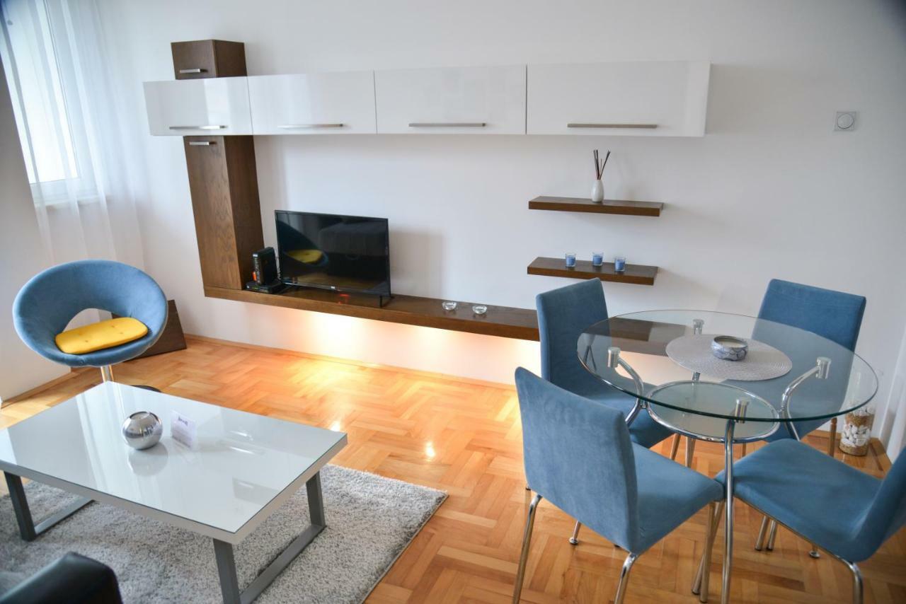 Heart Of The City Apartment Ni Екстериор снимка